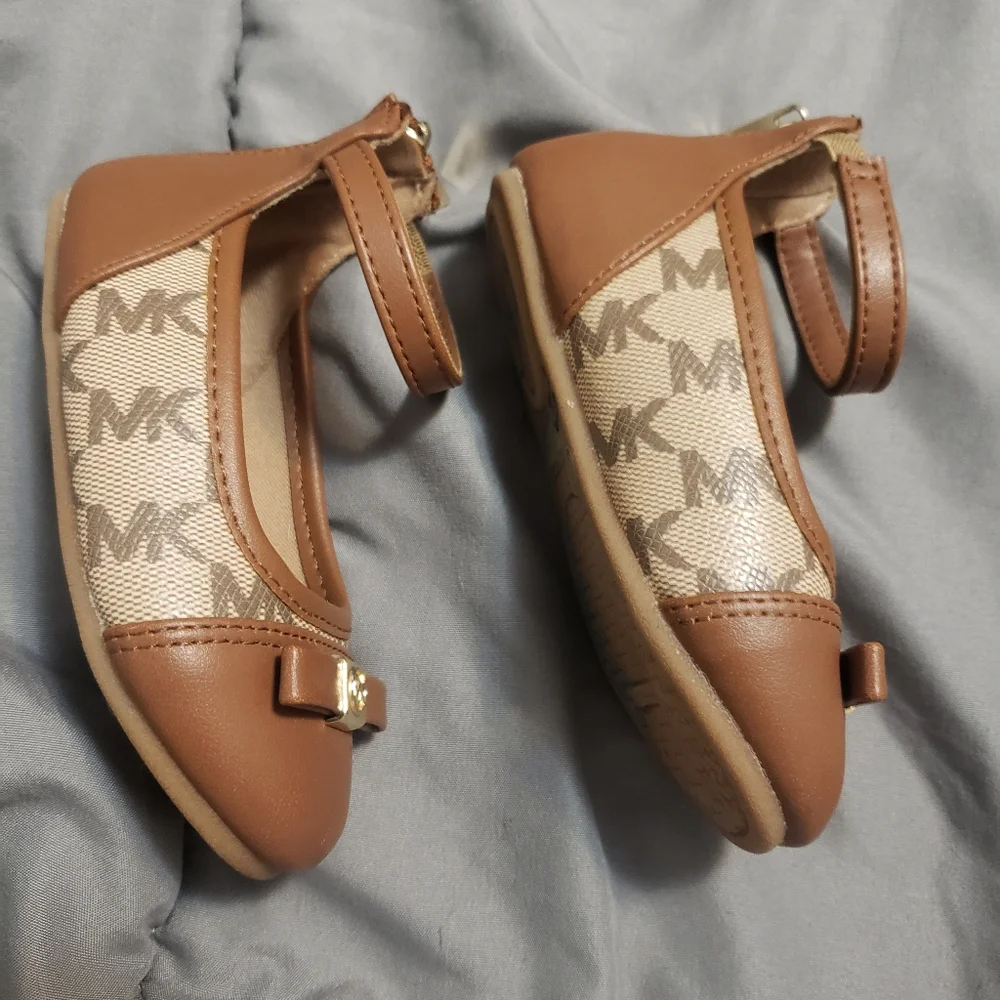 Michael Kors Tan and Brown Kids Dress Shoes